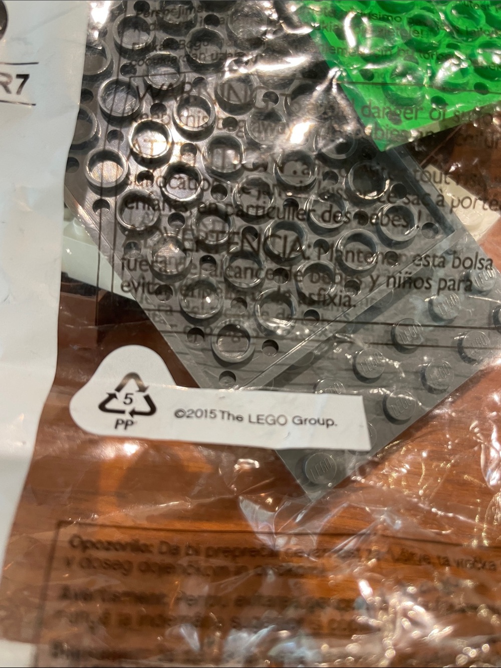Lego sealed bags 136R7 bags 3, 4, and 5 year 2015 and two bags from 2007 - Picture 7 of 11